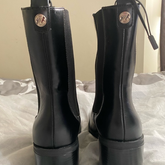 Brand new black Leather Zara boots size 10 - Picture 2 of 4
